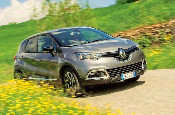 Renault Captur Iran June 2016. Picture courtesy khodro24.ir