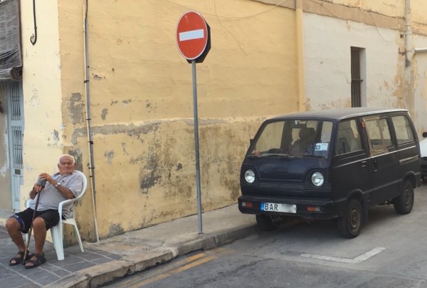 3-daihatsu-hijet-marsaxlokk