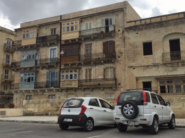 4-kia-picanto-toyota-rush-valletta