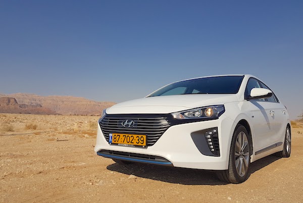 vijand Alfabet steekpenningen Israel March 2018: Hyundai Ioniq snaps world-first pole position – Best  Selling Cars Blog