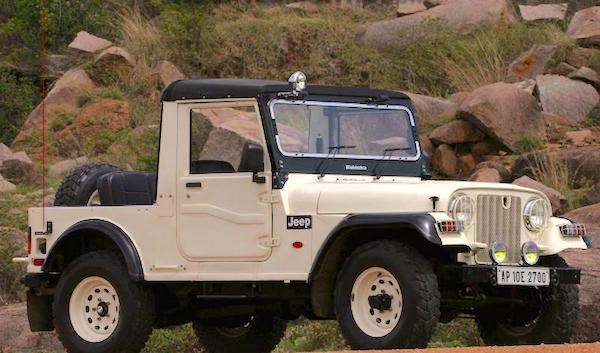 mahindra jeep scale model