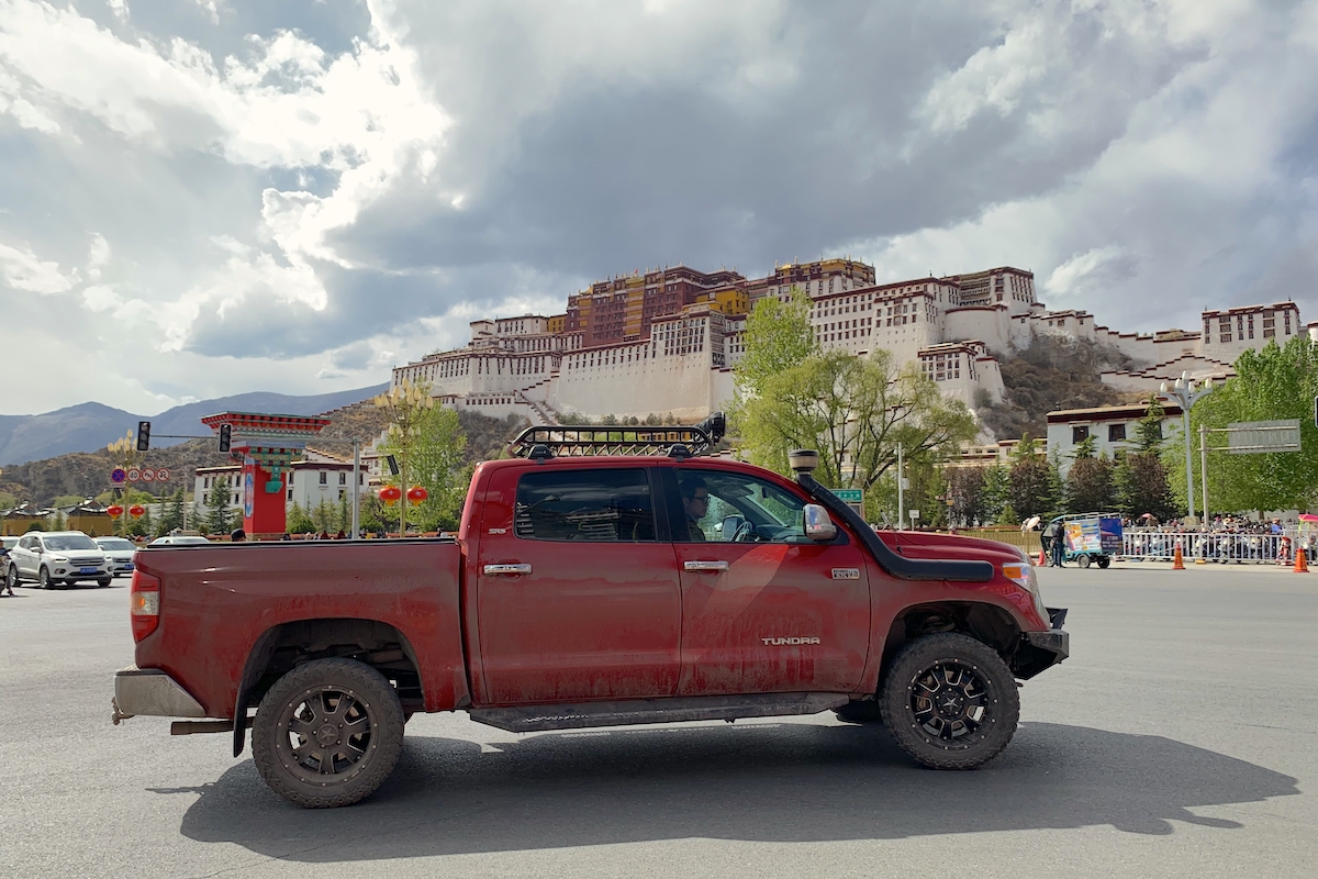 Explore China 2019: The cars of Lhasa, Tibet – Best Selling Cars Blog