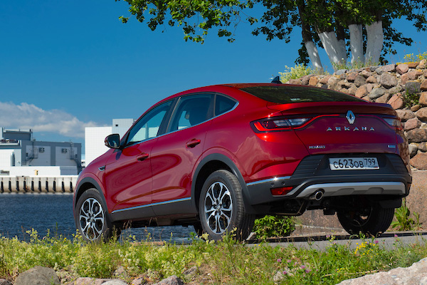 Russia August 2019: Renault (+12.3%) surfs on Arkana success in
