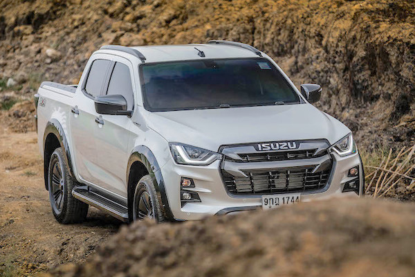 Download Thailand June 2020 Isuzu Outsells Toyota For The First Time D Max Slams Hilux In Market Down 35 4 Best Selling Cars Blog