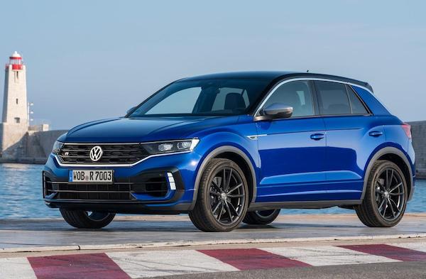 Spain April 2022: VW T-Roc signs first ever win in market off -12.1% ...